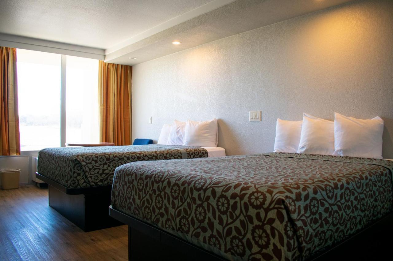 Hotel Days By Wyndham Tx *